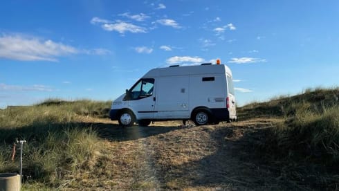 La luz – LA LUZ – Gemütlicher Ford Transit