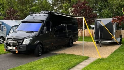 A truly luxurious off grid vehicle 