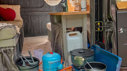 Dolores – Unique and complete single-person camper Dolores. Small van, big adventure.