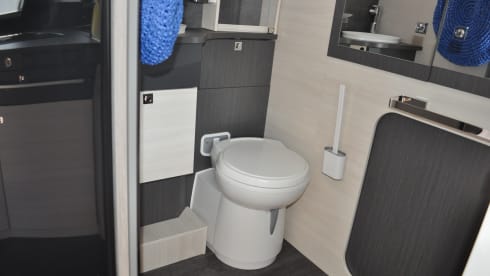 4p Challenger semi-integrated uit 2021