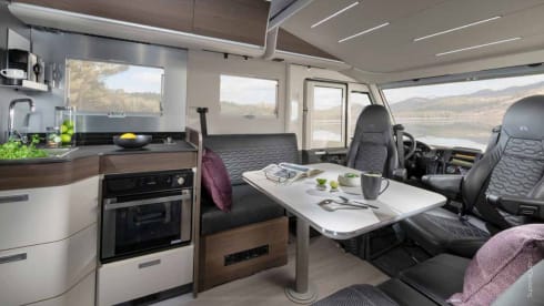Adria Sonic Supreme 700 DL 9 DSG – New Adria Sonic Supreme 700DL 180 HP 9DSG (2024)