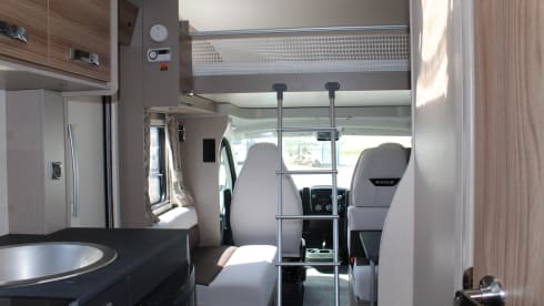 Little John – Our Luxury 2021 6 berth, Fixed Bed