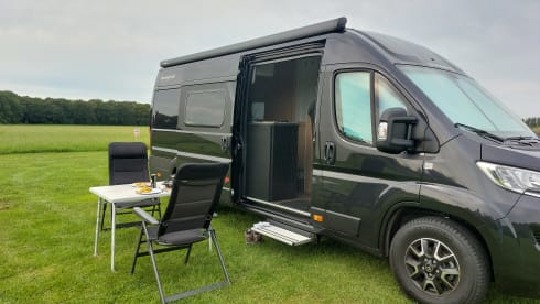 CliffDC – CliffDC - 2pers. Citroen Campervan from 2024