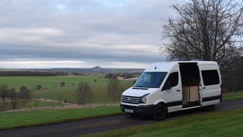 Blanco – 2 berth Volkswagen campervan from 2015