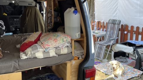 Bluebulli – Liebevoll ausgebauter VW T4 der Bock aufs reisen hat.