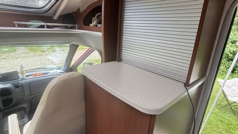 De suite ☀️ – 2p Dethleffs semi-integrated uit 2006