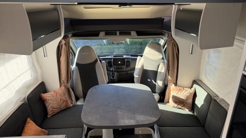 Challenger 328 β Challenger 328 Graphite Ultimate 2025