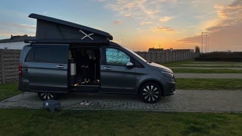Jules – Camping-car haut de gamme Westfalia Jules Verne (Mercedes Vito) 4x4 190 ch