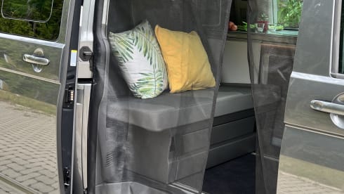 WOWW Grey – VW California Ocean T6.1
