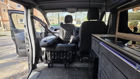 Jet – 4 berth Vivaro campervan from 2018