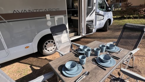 Wayfarer – 5p McLouis semi-integrated from 2025