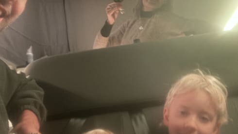 Nuggie – Fourgon aménagé Ford Nugget '25 bien conçu avec 4 couchages confortables