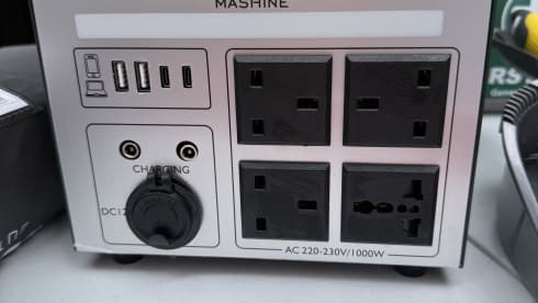 Bumblebee – 4 berth Ford campervan from 2019