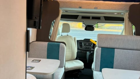 Eze – HR Adventures - Rimor Kilig 9 - 6 berth, 6 seat belt Motorhome