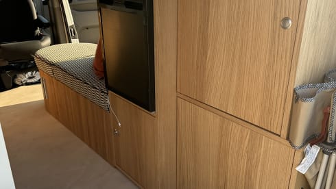 Off grid 2p VW with fixed toilet 