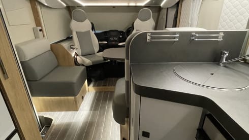 The Kub – The ultimate luxurious motorhome