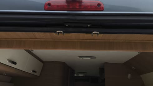 2p Pössl for 2 luxury bus camper e-bike carrier