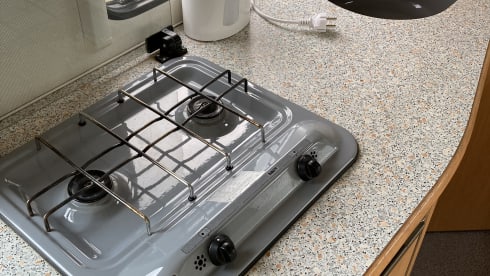 Comfortable 4p Dethleffs camper - 2001