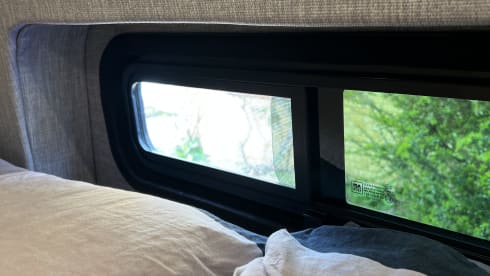 Bespoke Mercedes Sprinter Campervan. Fully Equipped for Ultimate Adventure