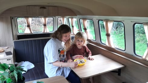 John Lemon – 5p Volkswagen bus from 1984