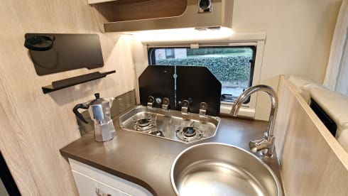 JOPI Campervibes – Onze gezellige gezinscamper staat klaar voor jullie trip! 