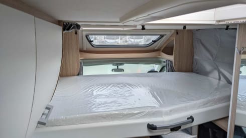 Wonderfully spacious new camper - Sunlight T67S, model 2021 Fiat Ducato Multi