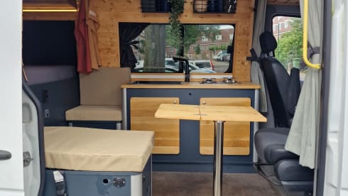 Tough 2 person bus camper - Off-grid