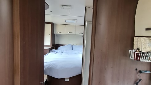 Lomiloom – Ford Benimar alcove