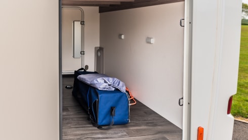 Swift Voyager 485 5 Berth