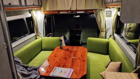 Gouwe Ouwe! – Retro, comfortable, spacious inside and compact outside.