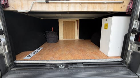 Mary Jane II – 2-seater Fiat bus from 2026