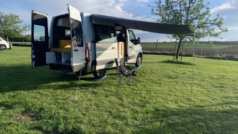Atmospheric bus camper