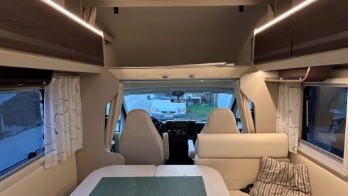 Mobilon: klaar voor avontuur & comfort - 6p 