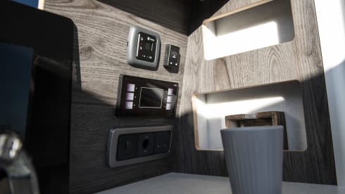 Ninja 1 – High spec Volkswagen T6.1 campervan