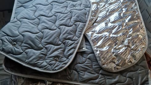 Alex – Attic with air conditioning