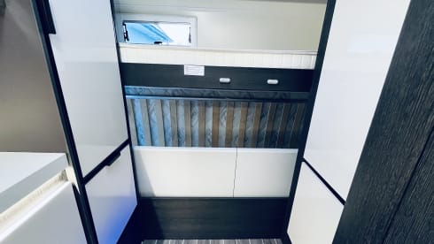 6p Roller Team Kronos 277M Performance Plus Alcove from 2023