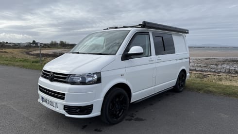 Alby – Ready to explore Scotland!