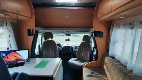 Camper Family Adventure  – Attic Camper, Pilote, Super-equipped, Air Conditioning
