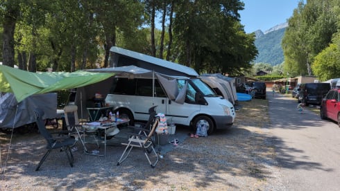 Ford Nugget Westfalia mit Aufstelldach