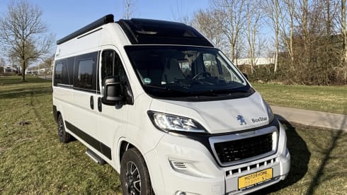 New camper van, 2 sleeping places and bicycle carrier
