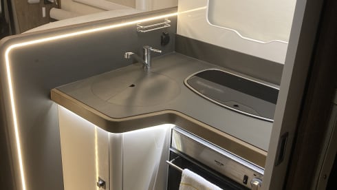Cavvy –  Cavvy 4 Berth Italian Chic on wheels
