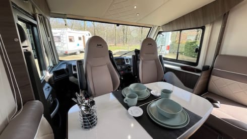 McLouis Carat 873 - Modello 2023 - Completamente attrezzato - 4/5 persone