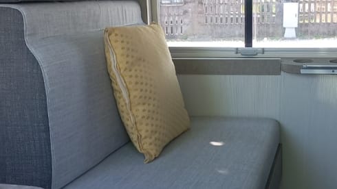 Honolulu Camper Van – Be one with nature with Honolulu Camper Van