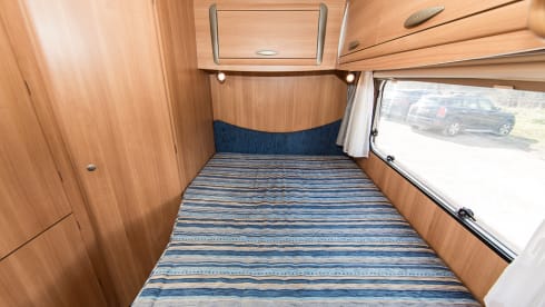 Poppy – 2 Berth Motorhome - Chausson