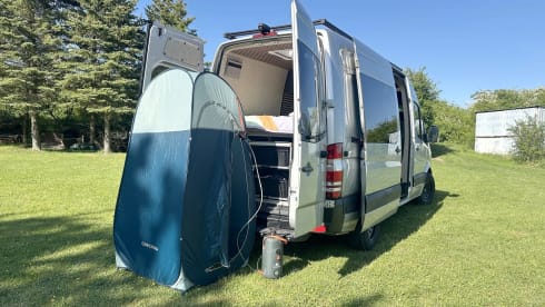 SILVER SURFER – MERCEDES SPRINTER Camper @vanwelike