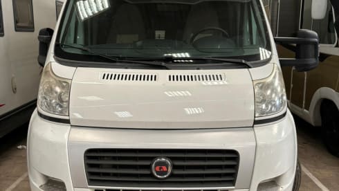 4p Adria Mobil semi-integrated from 2011
