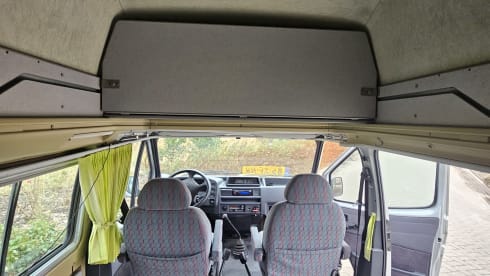 Nugget 2 – Bus Ford 4 places de 1993