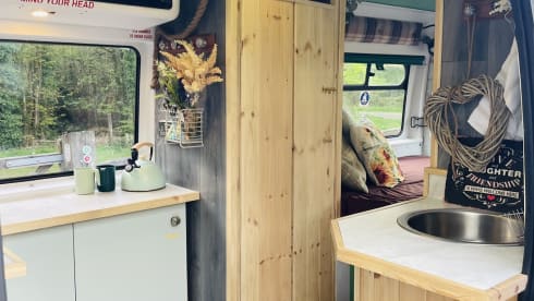Annie The Ambulance – Ex-Ambulance, 3 Birth, Converted Campervan
