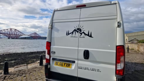 Stag – OFF-GRID 2 berth Shower Kitchen Heating - bedding included - Campervan 2016