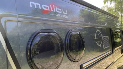 Malibu – Malibu Van 640 LE charming GT sky view